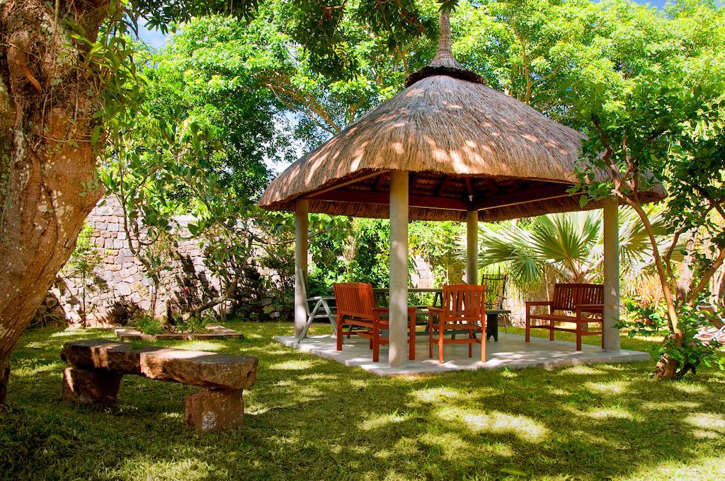 Gardens Retreat Villa Pereybere Beach Exterior photo